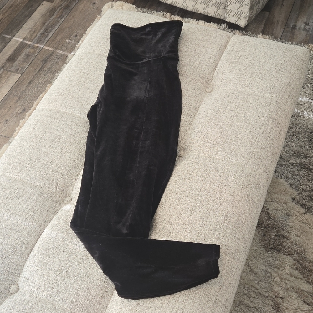 SPANX Black Velvet 28" Leggings Plus